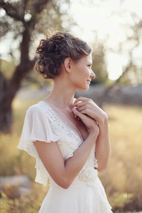 Cheap Plus Size Chiffon Country Wedding Dresses Lace Flowers V Neck Back Sheer Summer Bridal Gowns