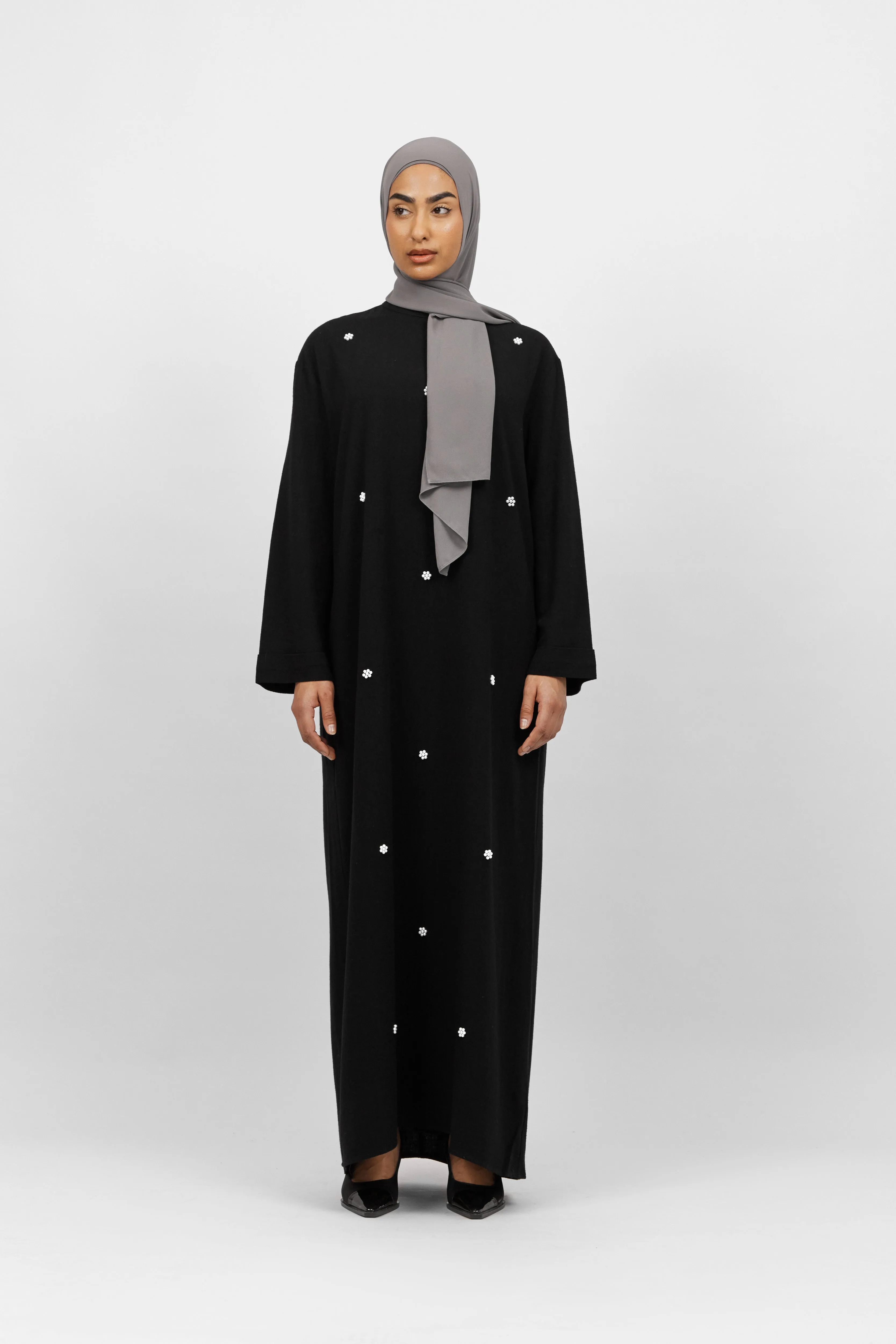 Pearl Relaxed Fit Abaya - Black