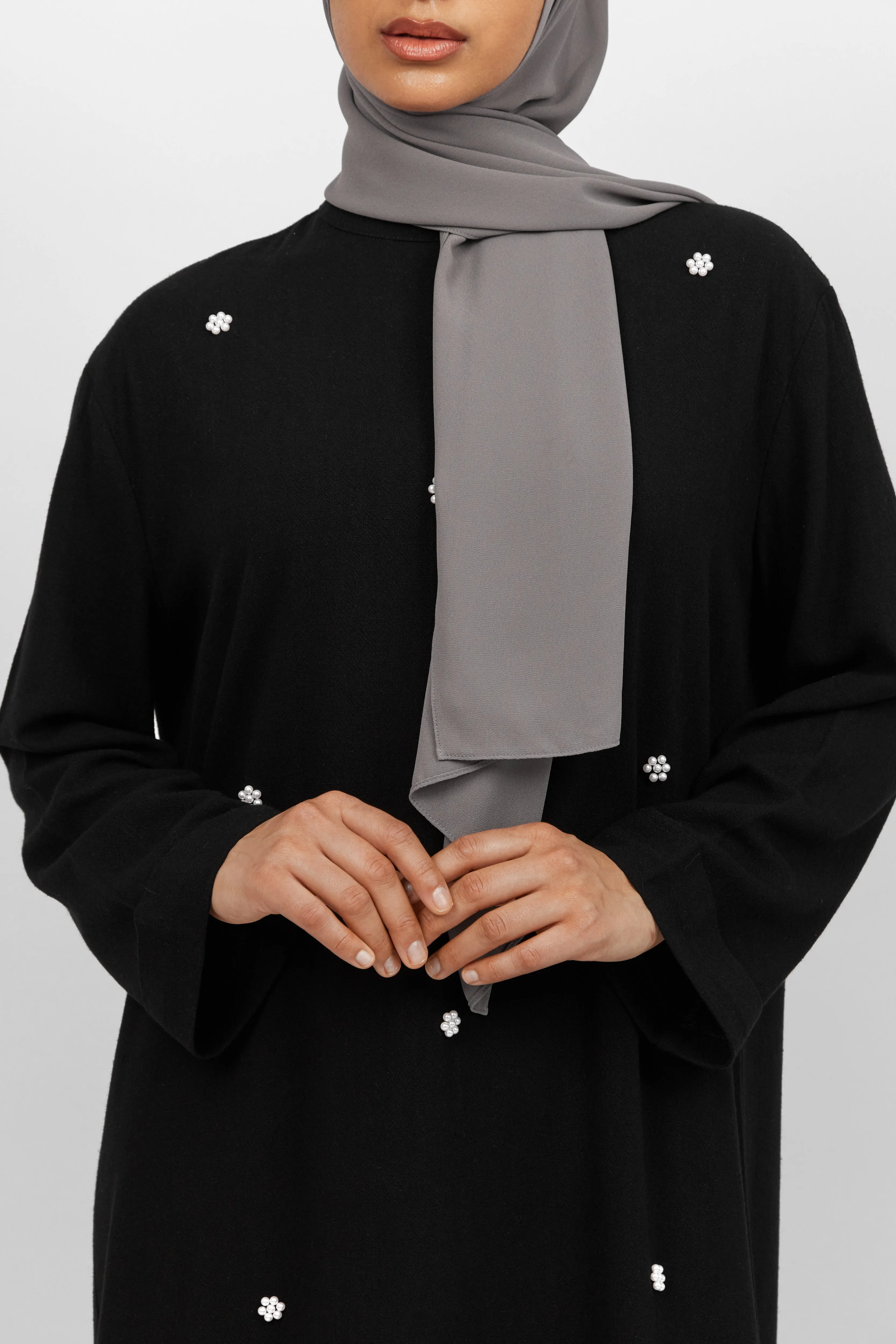 Pearl Relaxed Fit Abaya - Black