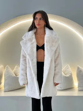 Timeless Faux Fur Coat - Cream