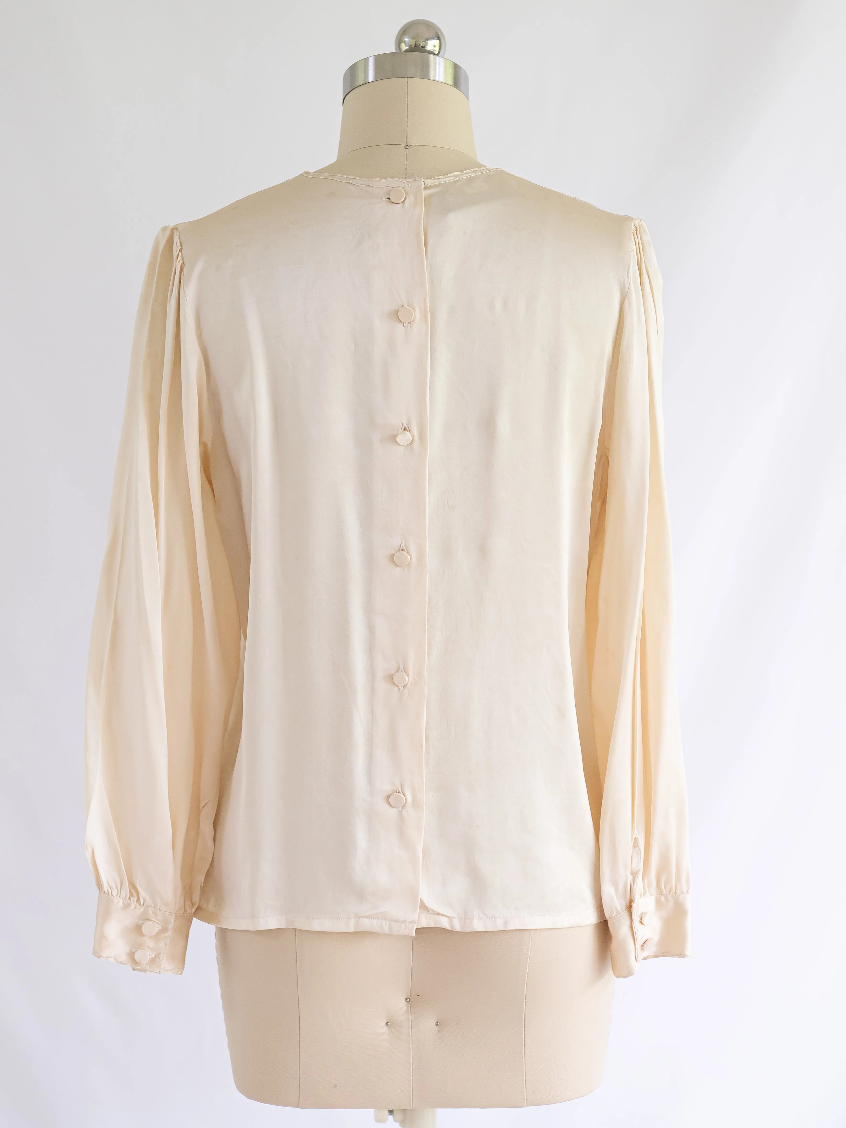 Vintage Round Neck Cuff Sleeve Embroidered Silk Blouse